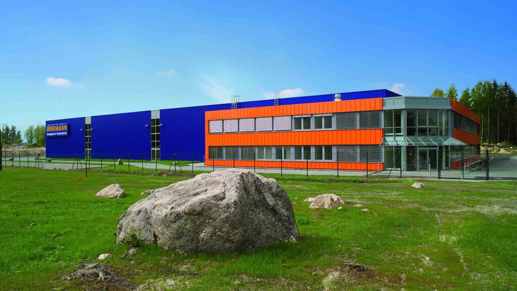 Aussenansicht des Hörmann Unternehmensgebäudes in Schweden